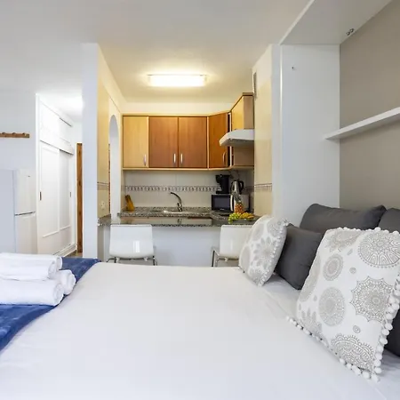 Home2book Calm Ocean Cristianos *
