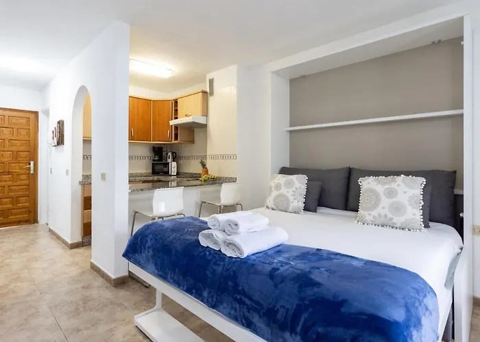 Home2book Ocean View Cristianos